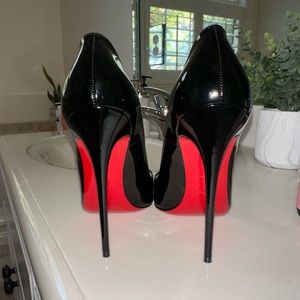 Christian Louboutin So Kate